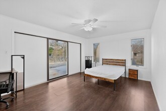 404 Nottingham Dr in Irving, TX - Building Photo - Building Photo