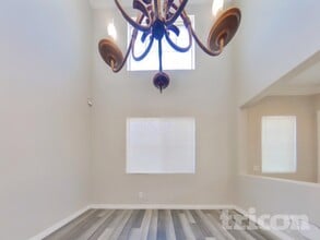 15591 Eastwind Ave, Unit 203 in Fontana, CA - Building Photo - Building Photo