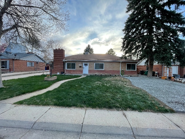 property at 1201 Scranton St