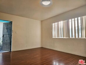1022 S Catalina St in Los Angeles, CA - Building Photo - Building Photo