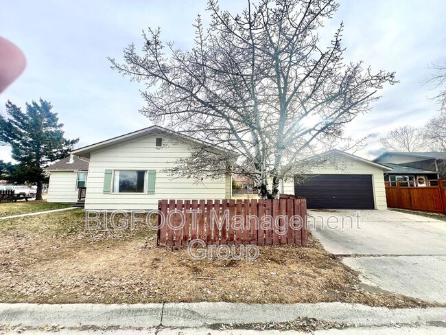 1231 Chestnut St in Helena, MT - Foto de edificio - Building Photo