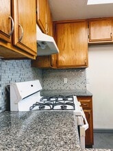 10943 Laurel Canyon Blvd, Unit A5 in San Fernando, CA - Building Photo - Building Photo