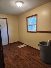 623 S Edmunds St in Mitchell, SD - Building Photo - Building Photo