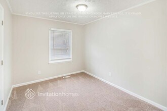 338 Capps Hill Mine Rd, Unit 103 in Charlotte, NC - Foto de edificio - Building Photo