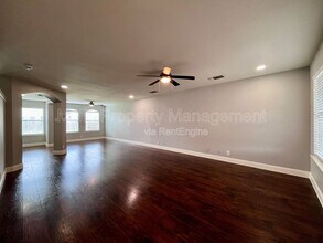8734 Snow Goose in San Antonio, TX - Building Photo - Building Photo