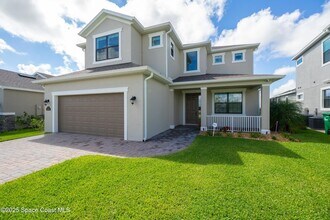 3233 Casare Dr in Melbourne, FL - Foto de edificio - Building Photo