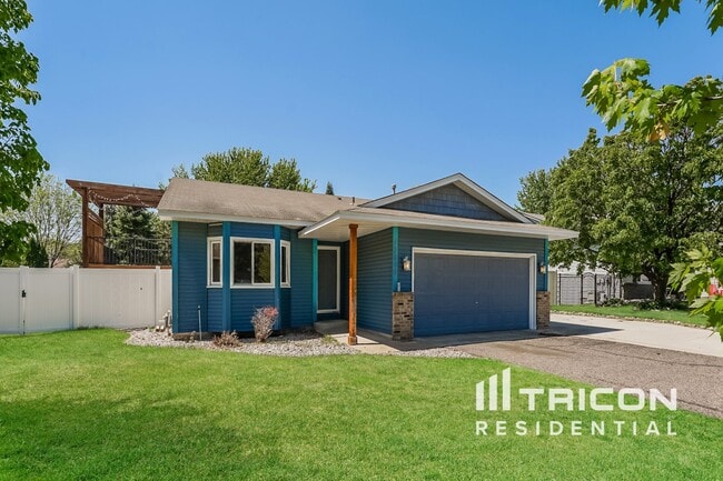 property at 13800 Raven St NW
