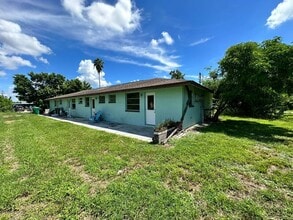 3403 Palm Dr in Punta Gorda, FL - Building Photo - Building Photo