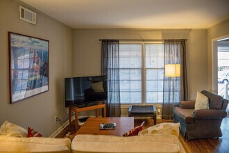 4350 E 60th St in Tulsa, OK - Building Photo - Building Photo