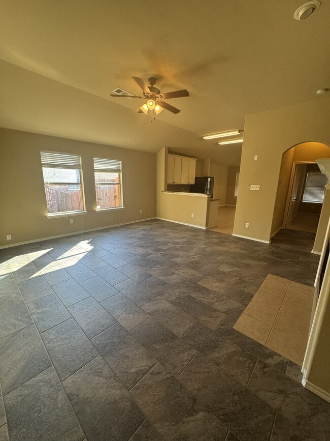 1413 Eufemia Dr in Denton, TX - Building Photo - Building Photo