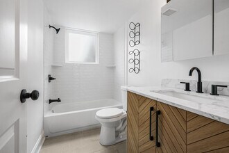 3318 S Saratoga St in New Orleans, LA - Building Photo - Building Photo