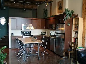 210 N 2nd St in Minneapolis, MN - Building Photo - Building Photo
