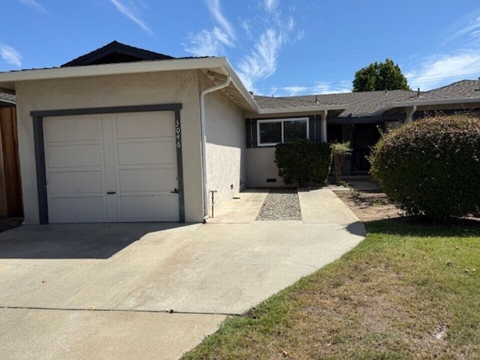 3046-3048 Walgrove Way in San Jose, CA - Building Photo