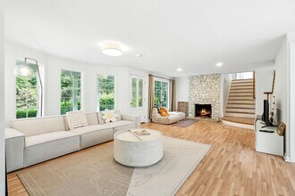 150 Saxon Wood Rd in Scarsdale, NY - Building Photo - Building Photo