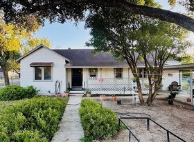 1601 Redwood Ave in McAllen, TX - Building Photo