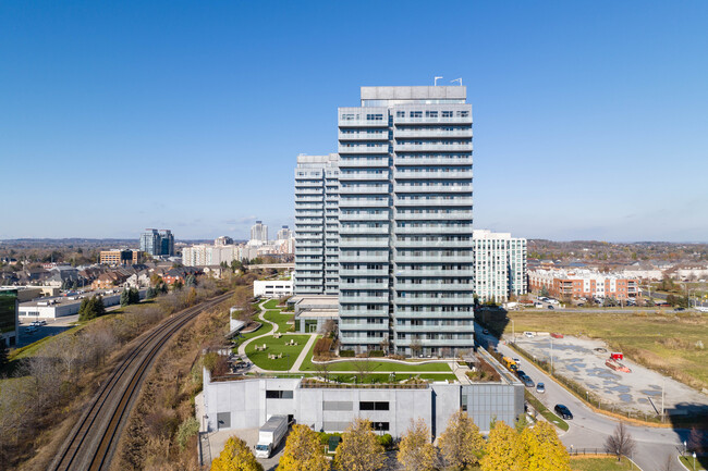 SkyCity - Tower I in Richmond Hill, ON - Building Photo - Building Photo