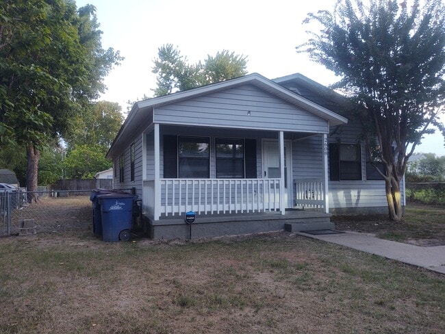 property at 2608 Virginia Ave