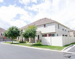 1054 W 70 N in Pleasant Grove, UT - Building Photo