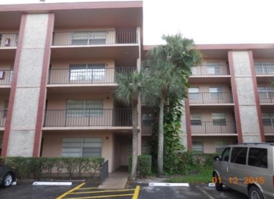 3070 NW 48th Ter in Fort Lauderdale, FL - Building Photo