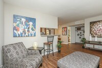 Winchester Place photo'