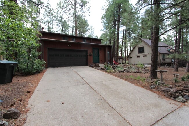 property at 1137 W Shullenbarger Dr