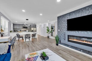 1000 Parkwood Ave in Charlotte, NC - Building Photo