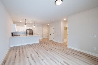 The Montclair in Albany, NY - Building Photo - Interior Photo
