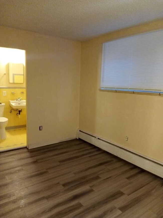 1695 N Joliet St in Aurora, CO - Building Photo - Building Photo