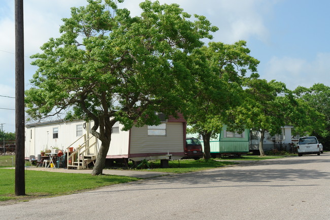 Brazos Mobile Home Port in Freeport, TX - Building Photo - Building Photo