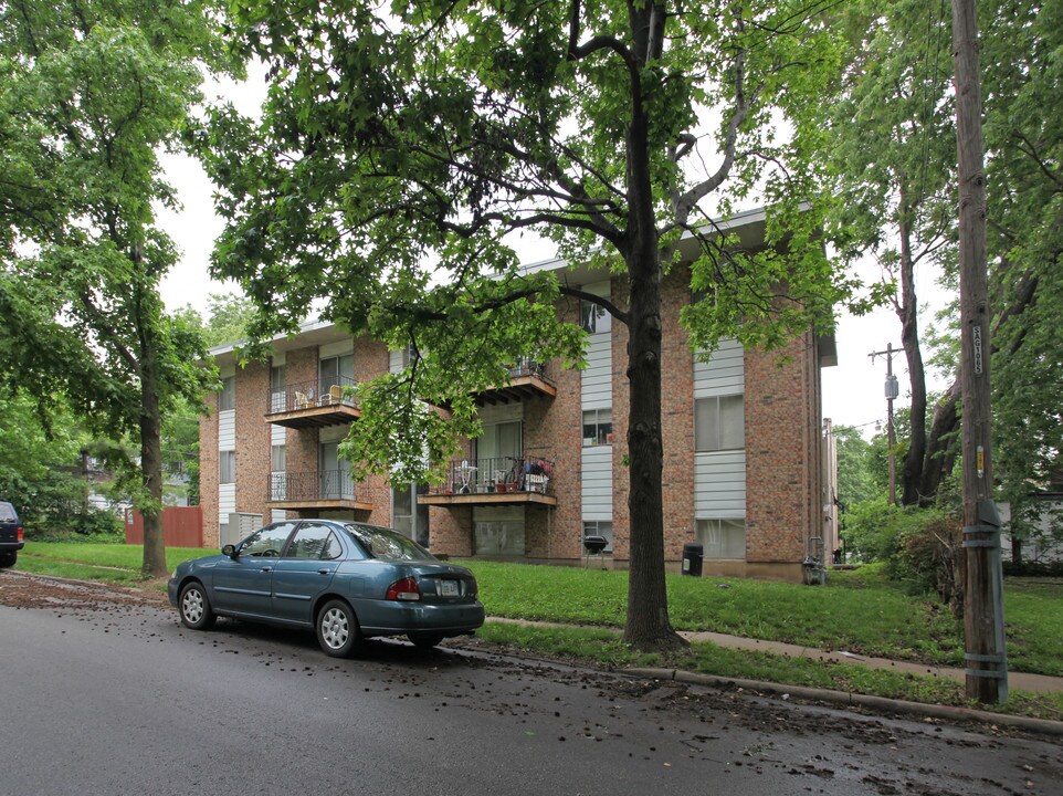 1132 W 41st Ter in Kansas City, MO - Foto de edificio