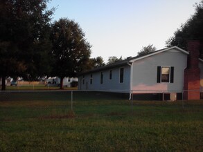 20556 Johnson Rd in Athens, AL - Building Photo - Building Photo