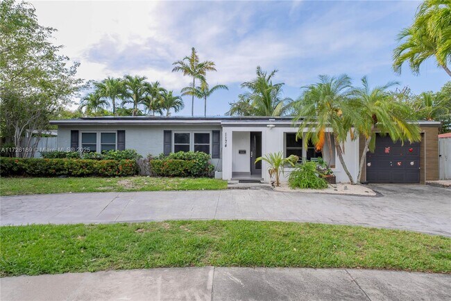 1174 Garfield St in Hollywood, FL - Building Photo - Building Photo