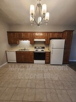 978 N Franklin Ave in Cookeville, TN - Building Photo