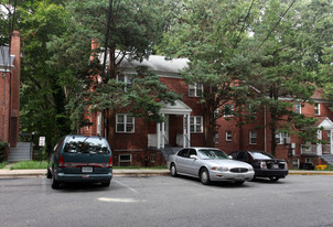 8302 Roanoke Ave Apartments