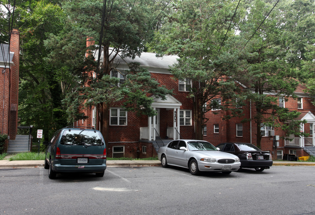 8302 Roanoke Ave in Takoma Park, MD - Building Photo