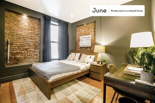 Room in Shared 3 bed/2 bath home in New York, NY - Building Photo