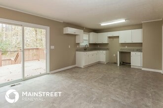 8295 Englewood Trail in Riverdale, GA - Building Photo - Building Photo