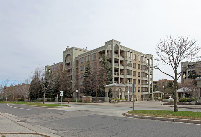 The Tapestry in Toronto, ON - Building Photo - Primary Photo