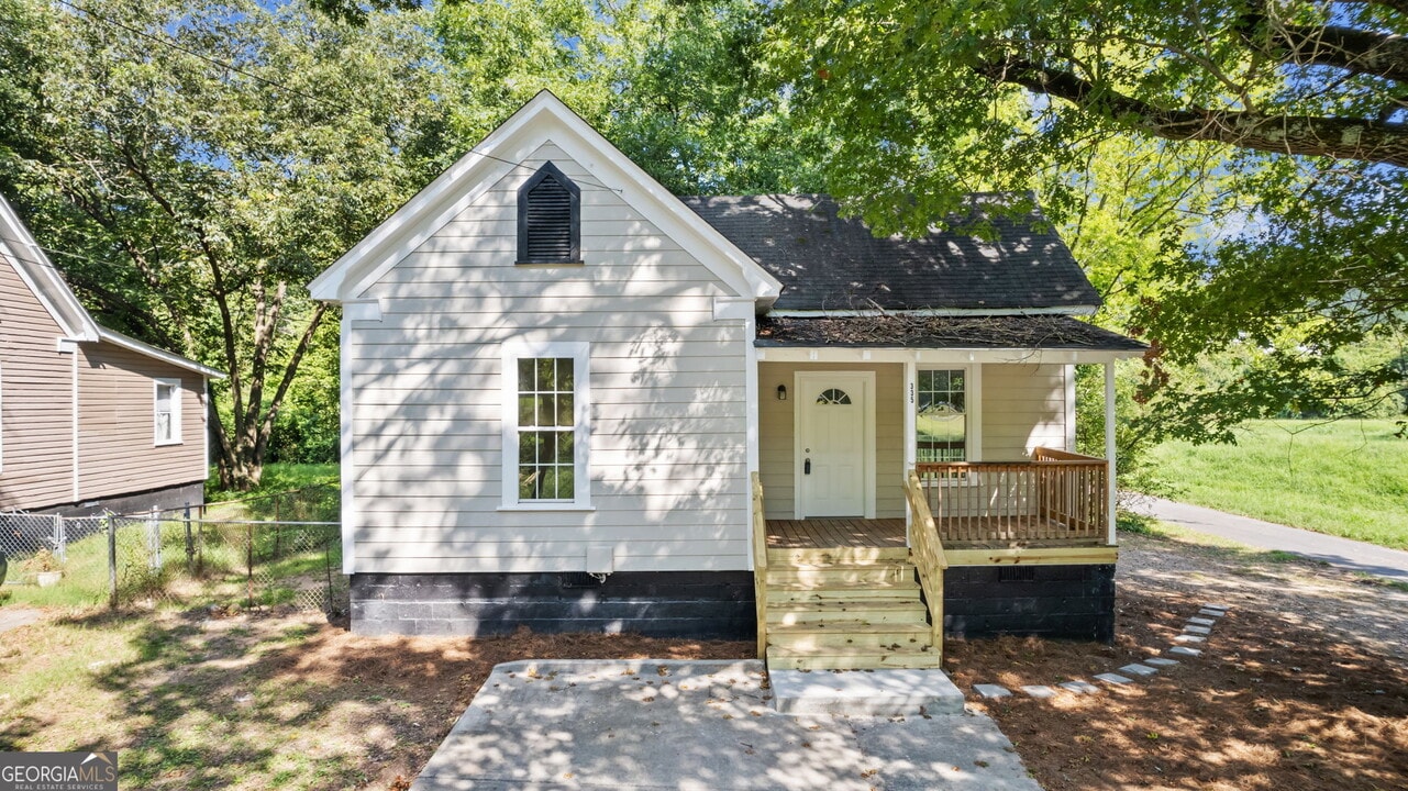 335 S McLin St in Rome, GA - Building Photo