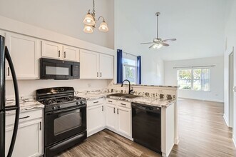 3019 Hoffman St in Plano, IL - Building Photo - Building Photo