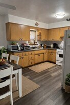 5821 W Montrose Ave in Chicago, IL - Building Photo