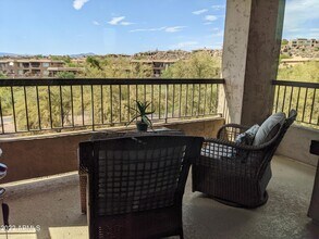 10260 E White Feather Ln in Scottsdale, AZ - Building Photo - Building Photo