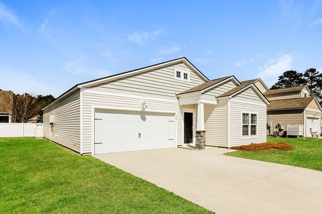 359 Hidden Cove Dr in Little River, SC - Building Photo - Building Photo