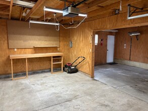 1292 Zwick Ave in Louisville, OH - Building Photo - Building Photo