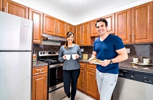 Windsor Forest in Pompano Beach, FL - Building Photo