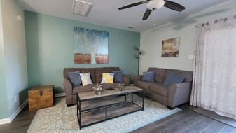 601 Peletier Loop Rd in Swansboro, NC - Building Photo