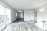 Yorktown Village in Oregon, OH - Building Photo - Interior Photo