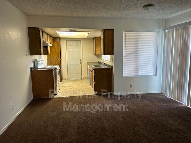 1302 Frankfort Ct in Merced, CA - Building Photo - Building Photo