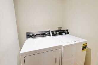 1179 W 28th St in Los Angeles, CA - Building Photo - Building Photo