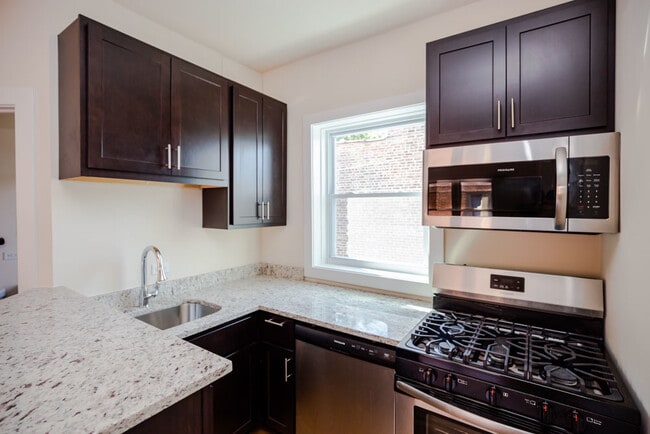 4248 N Lamon Ave in Chicago, IL - Building Photo - Building Photo